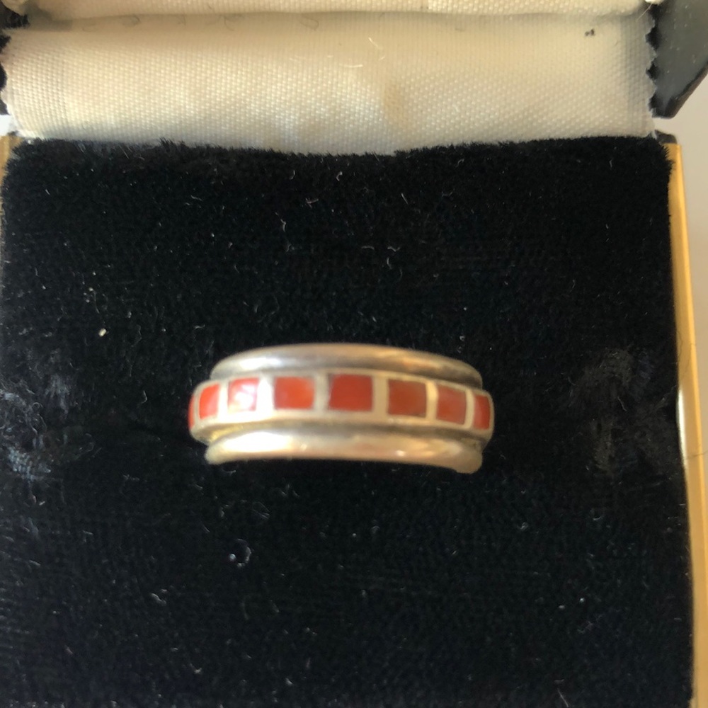 Sterling silver ring size 5-1/2